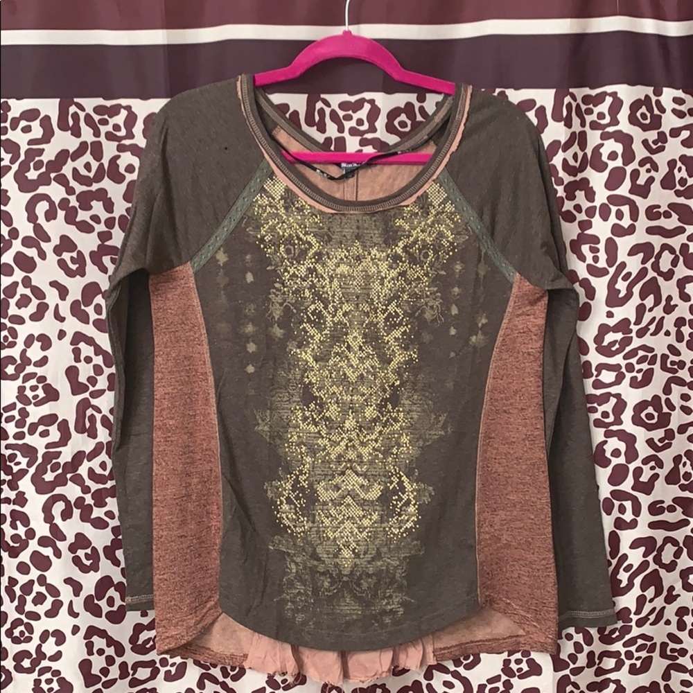 Miss Me mixed material top